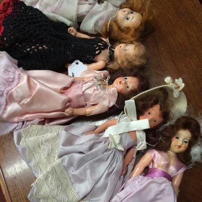 Lot 5 Vintage Dolls