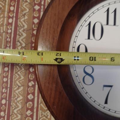 Battery Powered Wood Case Wall Clock