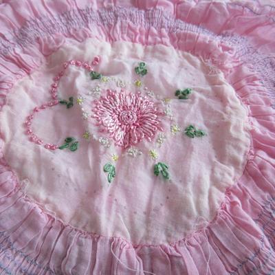 Lot of Various Size and Color Doileys and Fancy Work