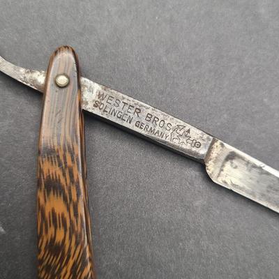 Antique Wester Bros Straight Blade Razor