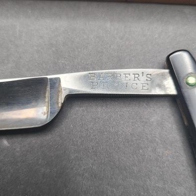 Antique Marshall Wells Barber's Prince Straight Blade Razor