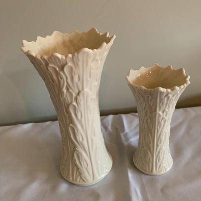 LENOX Porcelain Vase Classic Ivory Embossed Woodland Leaf