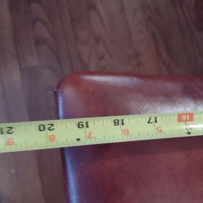 Solid Wood MCM Style Young Hinkle Round Table and Four Chairs