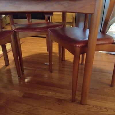 Solid Wood MCM Style Young Hinkle Round Table and Four Chairs