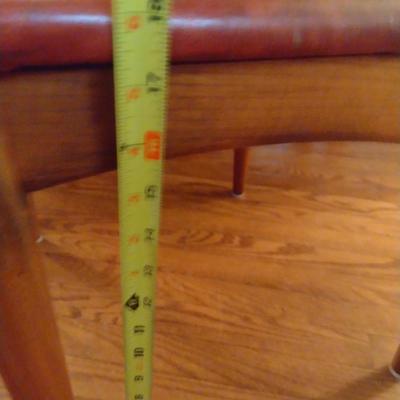 Solid Wood MCM Style Young Hinkle Round Table and Four Chairs