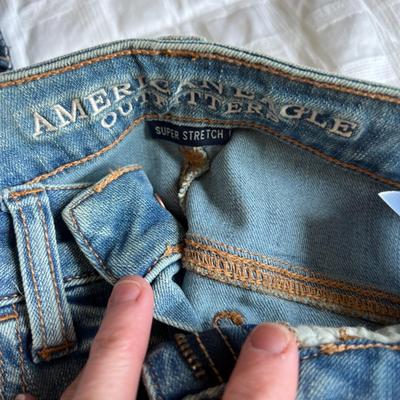 Lot Womenâ€™s Jeans, Pants, Tank Tops, Shorts Sz SM