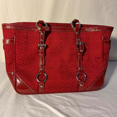 Pair of Signature Coach Logo Purses (PC-RG)