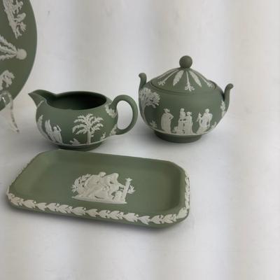 839 Lot of Green Wedgwood Jasperware