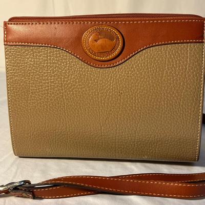 Dooney & Bourke Leather Purse & Coin-purse (PC-RG)