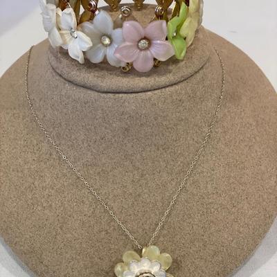 Flower 925 necklace & vintage 50s bracelet