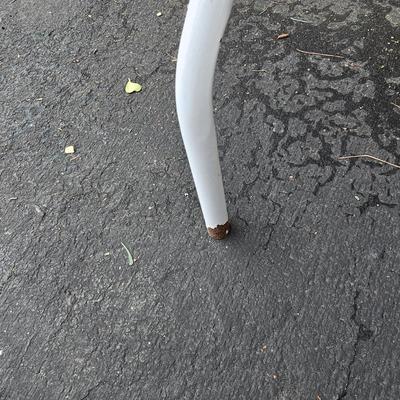 Three White Wire Frame Racks (G-JS)