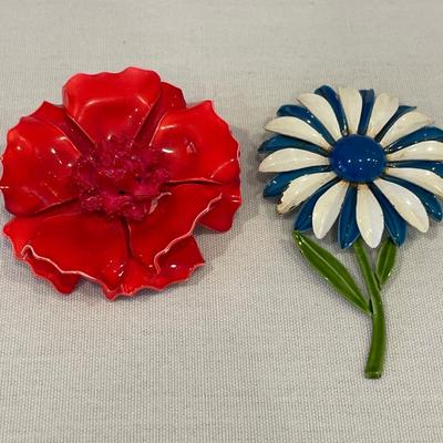 Vintage flower pins