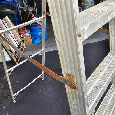 Werner Eight Foot Aluminum Step Ladder (G-JS)