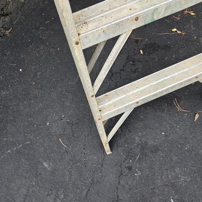 Werner Eight Foot Aluminum Step Ladder (G-JS)