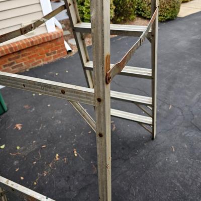 Werner Eight Foot Aluminum Step Ladder (G-JS)