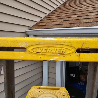 Werner Eight Foot Aluminum Step Ladder (G-JS)