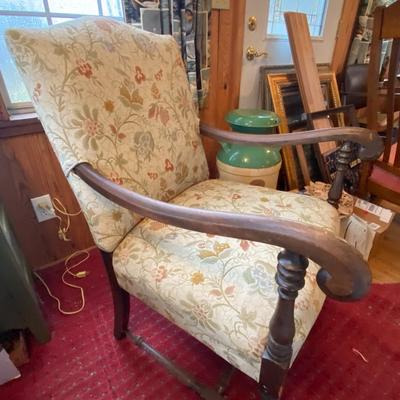 Antique Floral Upholstery Chair (Good Condition)