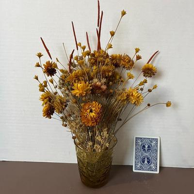 Basket/Feather Wall Decor and Flower Arrangement