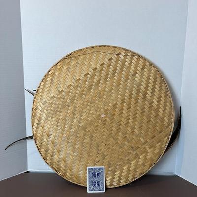 Basket/Feather Wall Decor and Flower Arrangement