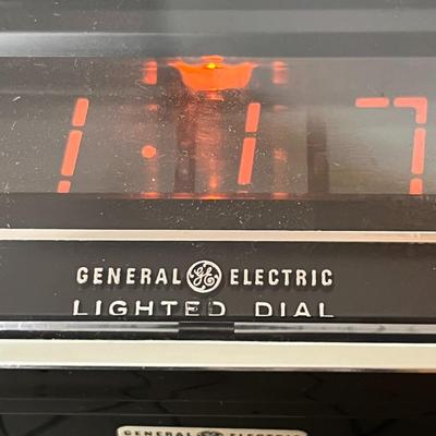 Vintage GE Alarm Clock