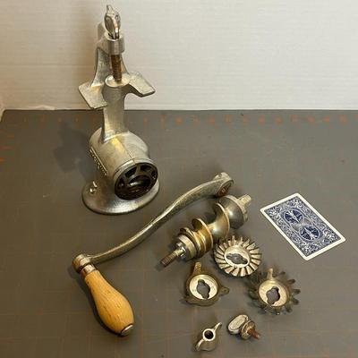 Vintage Universal Food & Meat Chopper