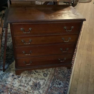 1078 Vintage Mahogany Four Drawer Bachelors Chest