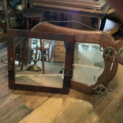 1081 Antique Oak Wall / Hat Mirror