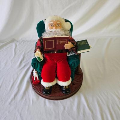 Assortment of Santa Claus Figures (G-JS)