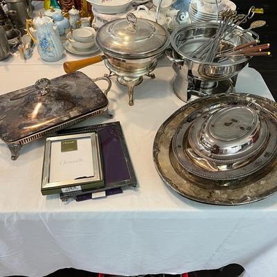 U1084 Lot of Misc Silverplate Serving Pieces