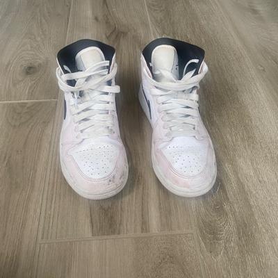 Nike pink high top Size 6.5