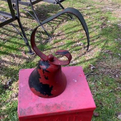 O765 Outdoor Metal Mailbox with Door Bell