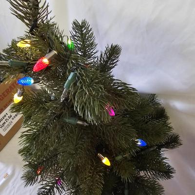 Christmas Trees, Wreath & More (G-JS)