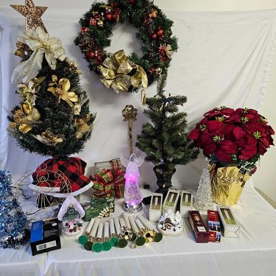 Christmas Trees, Wreath & More (G-JS)