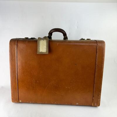 872 Vintage Leather Suitcase