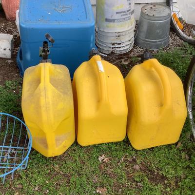 O769 Set of Three 5 Gallon Diesel Containers