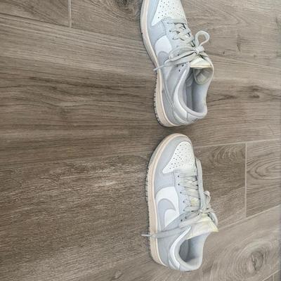 Nike low top Size 6.5