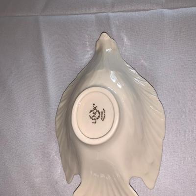 VINTAGE LENOX DOVE SHALLOW DISH