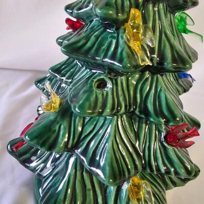Pair of Ceramic Christmas Trees (G-JS)