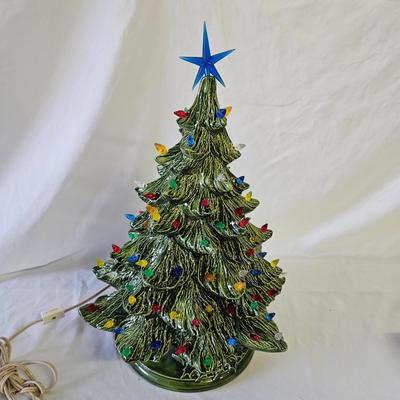 Pair of Ceramic Christmas Trees (G-JS)