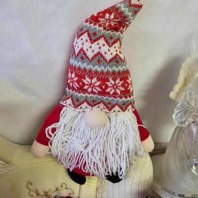 Huge Lot of Christmas Decor (G-JS)