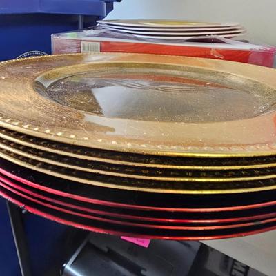 Huge Lot of Christmas Decor (G-JS)