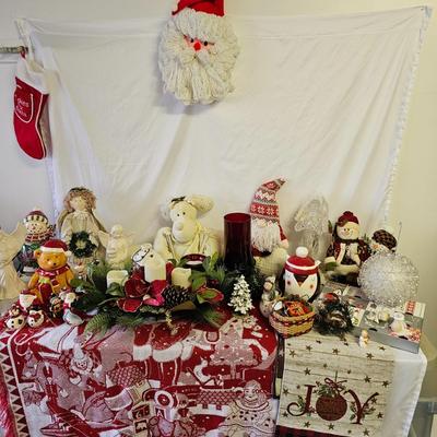 Huge Lot of Christmas Decor (G-JS)