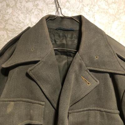 LOT 96B: Vintage US Military Wool Jacket w/ Patch