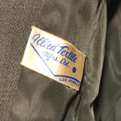 LOT 96B: Vintage US Military Wool Jacket w/ Patch