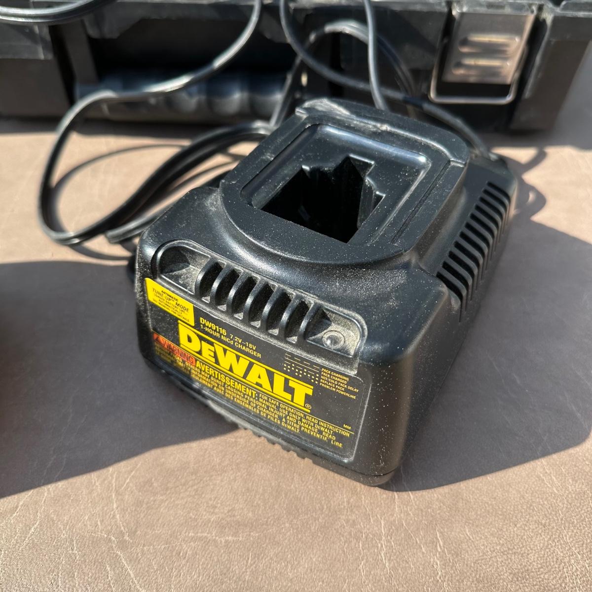 LOT 166S DeWALT 18v Finish Nailer DC618 w Case Charger Finish Nails EstateSales