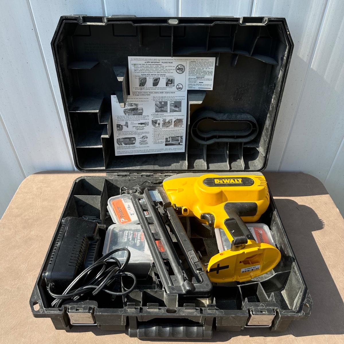 LOT 166S DeWALT 18v Finish Nailer DC618 w Case Charger Finish Nails EstateSales