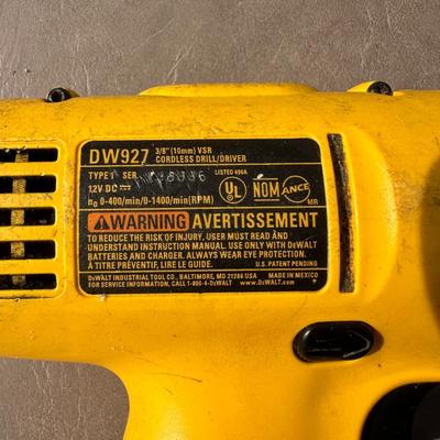 LOT 172S: 3 DeWALT Cordless Drill/Drivers w/ Drywall Screwdriver & Flashlight