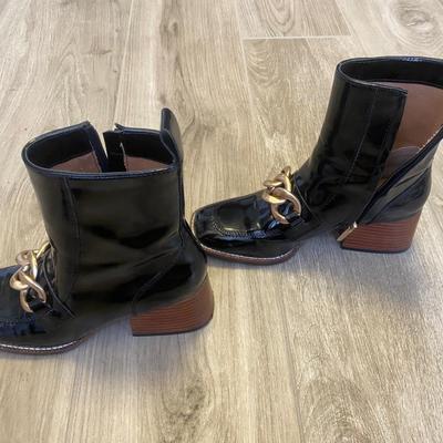 Steve madden