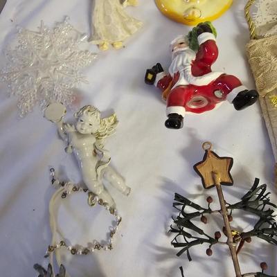 Assorted Christmas Ornaments (G-JS)