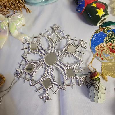 Assorted Christmas Ornaments (G-JS)